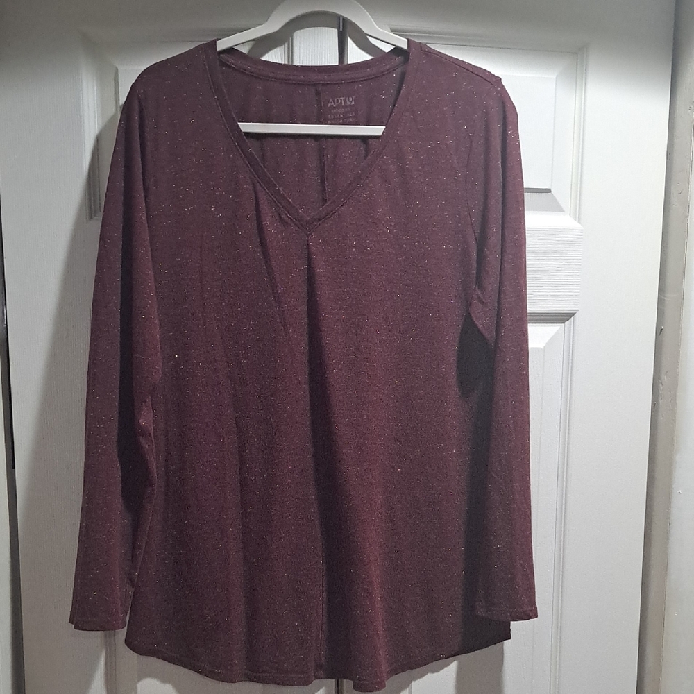 Apt. 9 Women's Burgundy & Gold Fleck Long Sleeve Tunic T-shirt